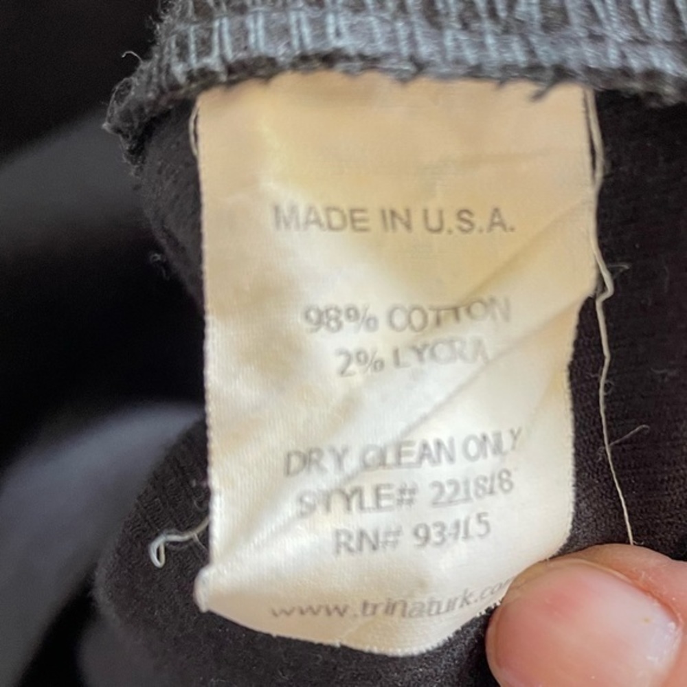 Trina Turk black cotton pants. Size 6 - Picture 8 of 8